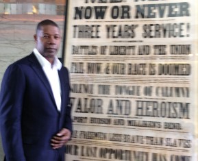 Dennis Haysbert